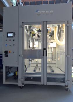 1) New generation stream finishing machine from OTEC Präzisionsfinish GmbH